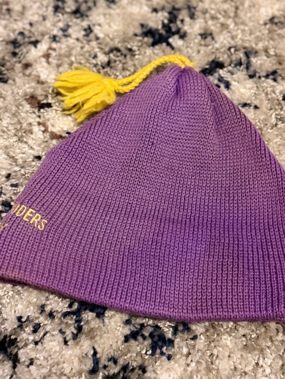 Vintage Smiley Purple Knit Beanie Yellow Tassel Jensen Souders Gerry
